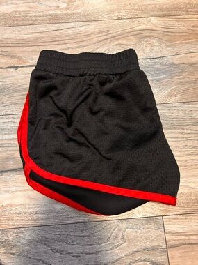 Used Forever21 shorts. Black and red, size medium. Still good condition.